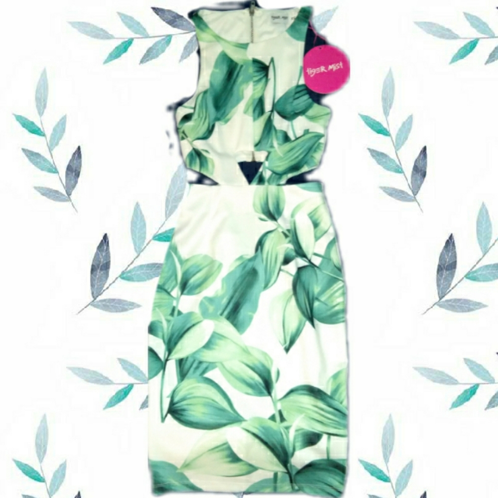 [ tigER Mist ] Snap back cut out dress